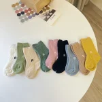 [GOODS] シンプル カラー英字 ソックス - Image 4