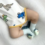 [66-90cm] 帽子付き 恐竜プリント ロンパース - Image 7