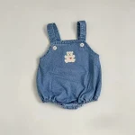 [66-90cm] 熊柄デニム ロンパース