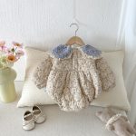 [66-90cm] 小花柄 キルティング ロンパース - Image 4