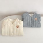 [66-90cm] クマ刺繍キルトカバーオール