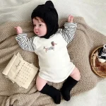 [66-90cm] 犬柄 ロンパース - Image 2