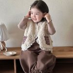 [73-100cm] 小花柄 レース ボアベスト パンツ - Image 2