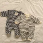 [66-90cm] 韓国風 ボーダー ロンパース