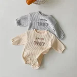 [66-90cm] 数字柄 ワッフル ロンパース