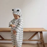 [66-90cm] 韓国風 ボンボン付き ボーダー オールインワン