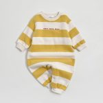 [66-90cm]ロンパース 裏起毛 英字プリント 可愛い ベビー服