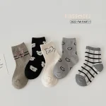 [GOODS]レトロスマイル 熊柄 ソックス 5足セット - Image 2