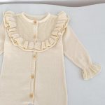 [66-90cm]ベビー ロンパース ニット 無地 フリルデザイン