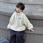 [90-140cm] もこもこ 刺繍 トレーナー