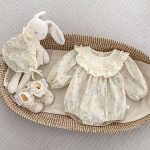 [66-90cm]ベビー ロンパース レトロフラワー ガーリー