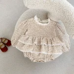 [66-90cm] 小花柄 リネン ロンパース