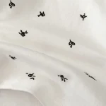 [66-110cm] ノーカラーor小花柄 インナーシャツ - Image 5