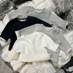 [73-110cm] サイドボタン クール ネックボア トップス - Image 14