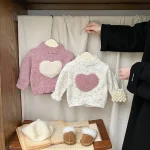 [73-110cm] ハート クールネック セーター - Image 3