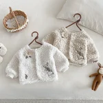 [73-110cm] フラワー&ウサギ 刺繡 アウター - Image 11