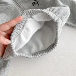 [73-120cm] 英字柄 ボア セットアップ - Image 3