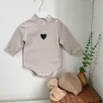 [66-90cm] ハート柄 ハイネック ロンパース - Image 7