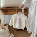 [80-130cm] 英字 プリントプルオーバー トレーナー - Image 2