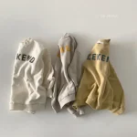 [80-130cm] 英字 トップス プルオーバー