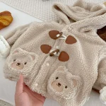 [73-120cm] 熊柄 ボア アウター - Image 3